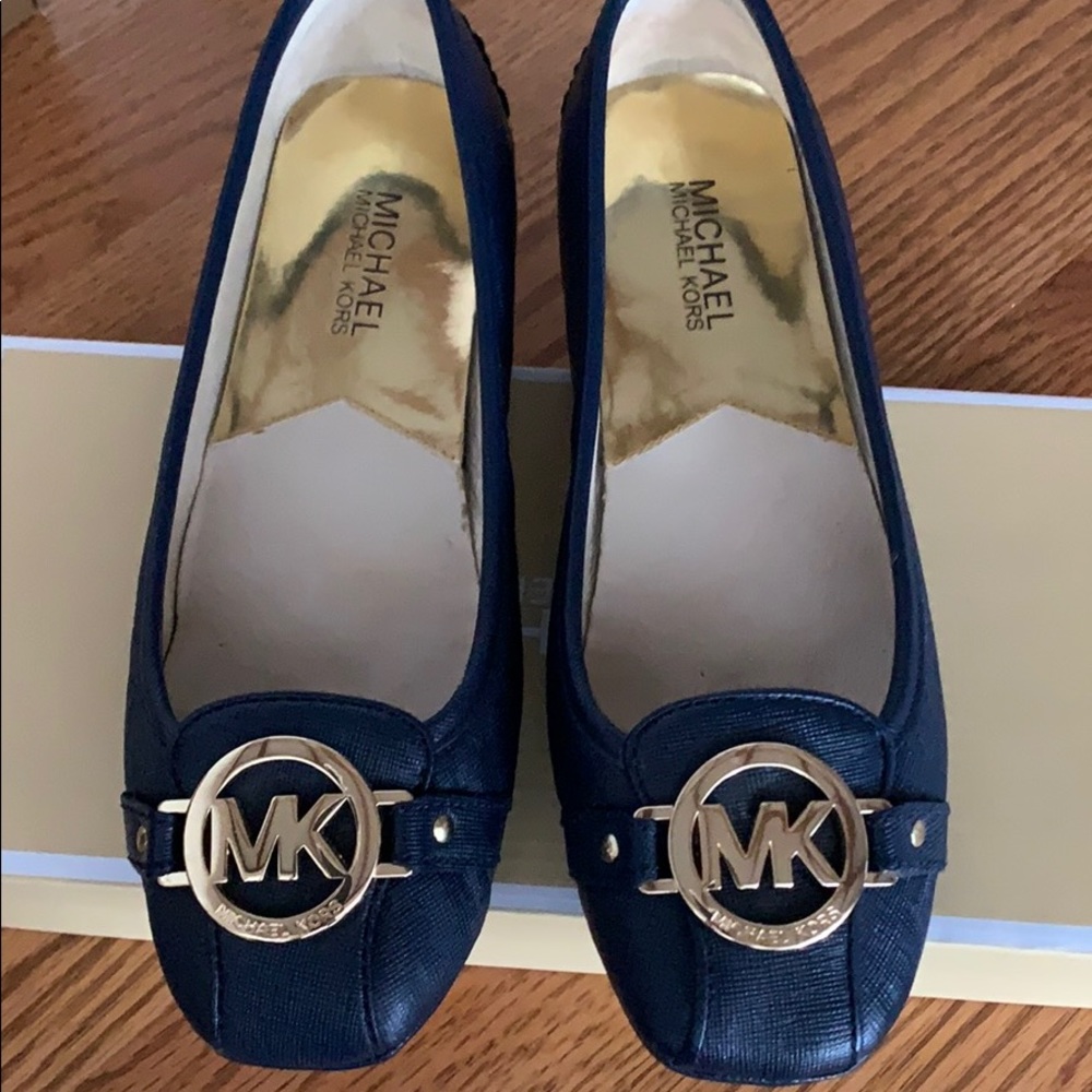 Michael Kors Fulton moc size 7.5 in EUC